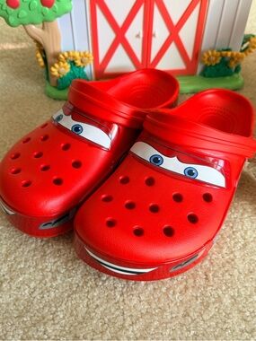 CROCS Kids Lightning McQueen Red Clog Sandals